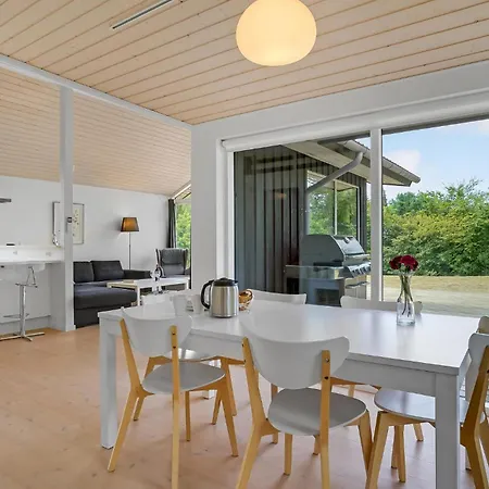 In With Kitchen Jægerspris